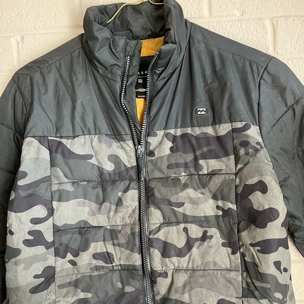 Billabong Boys Medium Camouflage Jacket